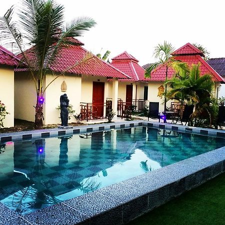 Sahaa Beach Resort Preăh Sihanŭk Zewnętrze zdjęcie