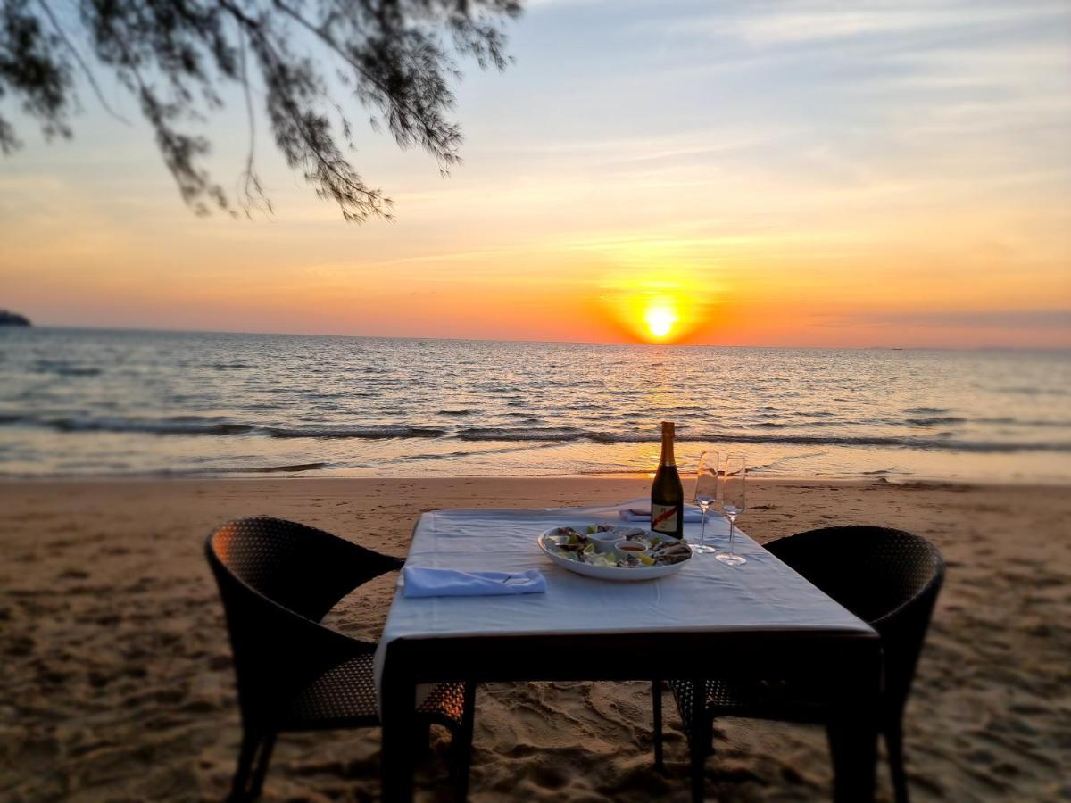 Sahaa Beach Resort Preăh Sihanŭk Zewnętrze zdjęcie