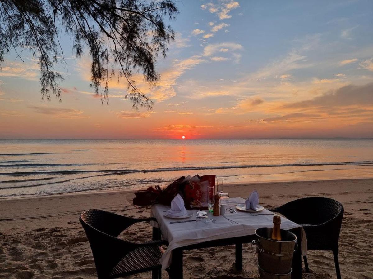 Sahaa Beach Resort Preăh Sihanŭk Zewnętrze zdjęcie