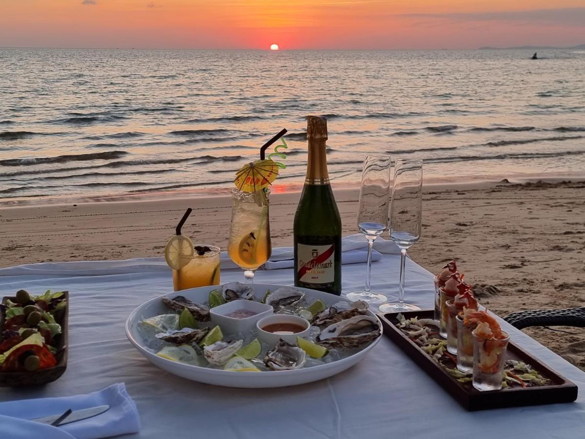 Sahaa Beach Resort Preăh Sihanŭk Zewnętrze zdjęcie