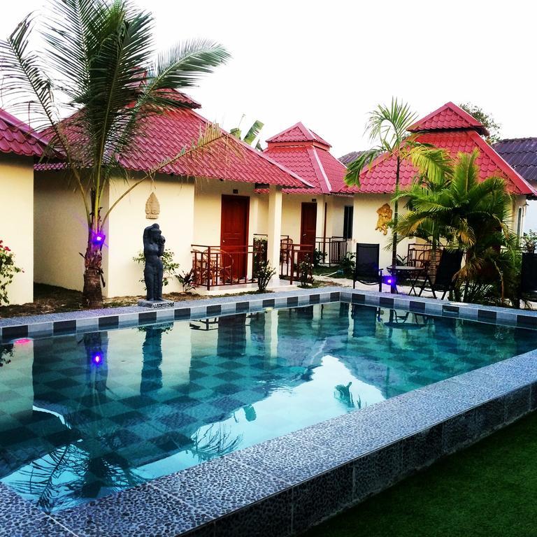 Sahaa Beach Resort Preăh Sihanŭk Zewnętrze zdjęcie