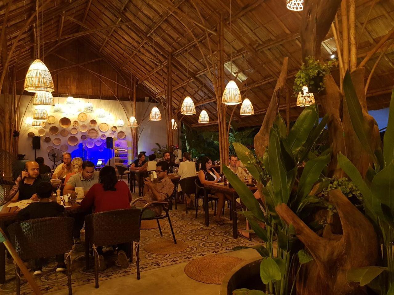 Sahaa Beach Resort Preăh Sihanŭk Zewnętrze zdjęcie
